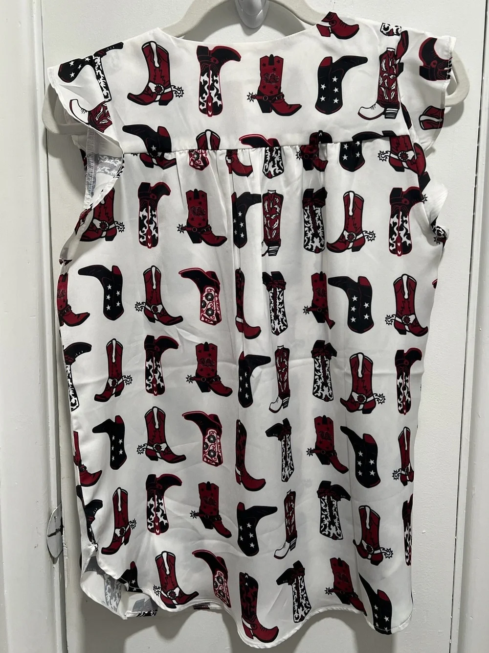 Arkansas Razorbacks Boots Ruffle Tank-
Stewart Simmons - Picture 3 of 3